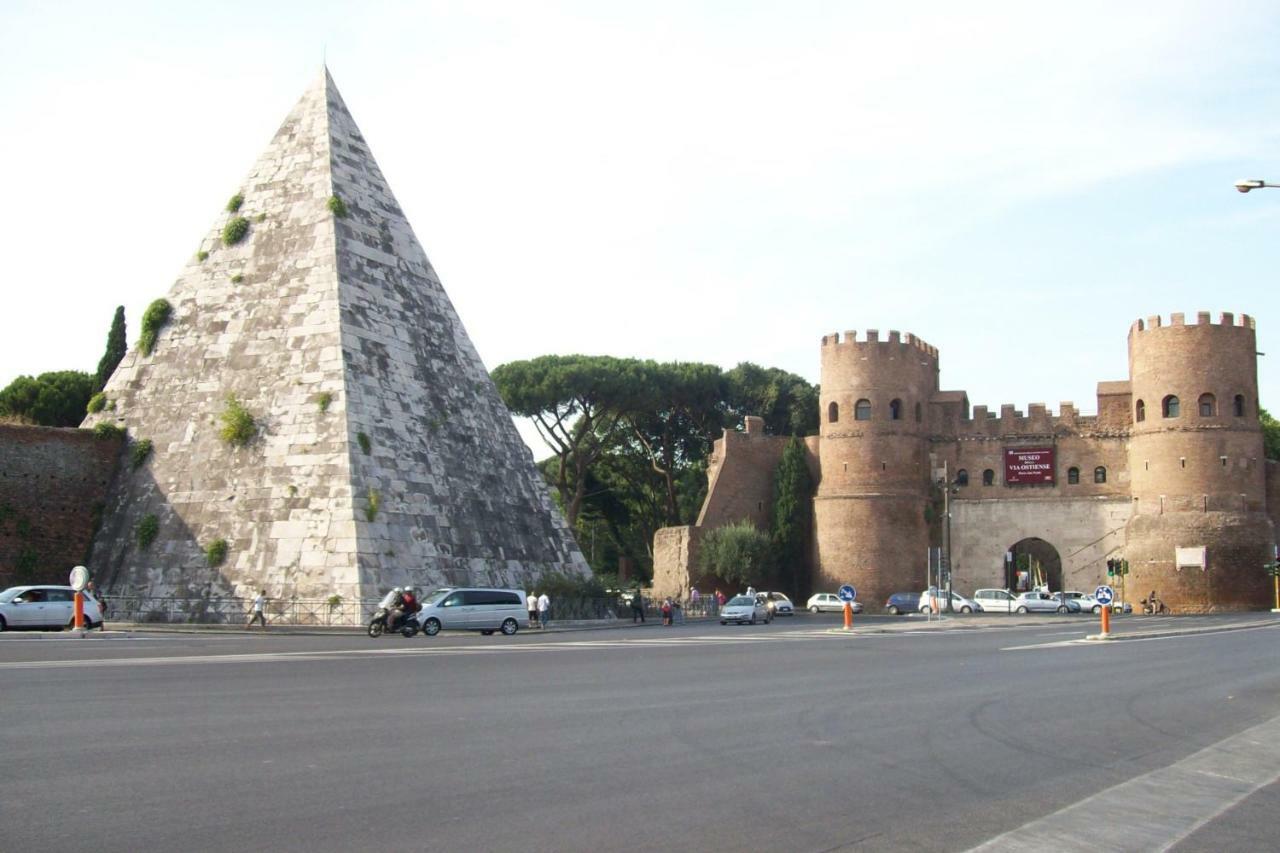 Modern Apartment Near Colosseum Rome Luaran gambar
